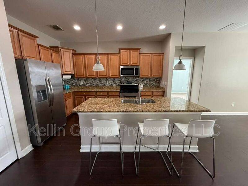 House for rent at 3852 Hampton Hills Dr, Lakeland, FL 33810