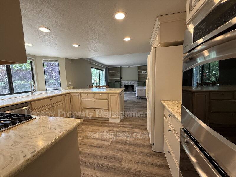 House for rent at 3209 Serra Way, Fairfield, CA 94534