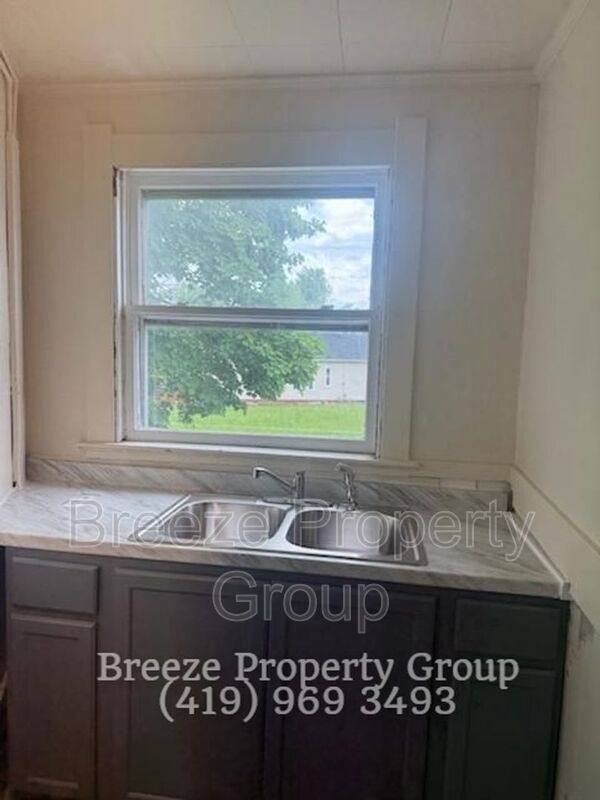 House for rent at 228 Langdon St, Toledo, OH 43609