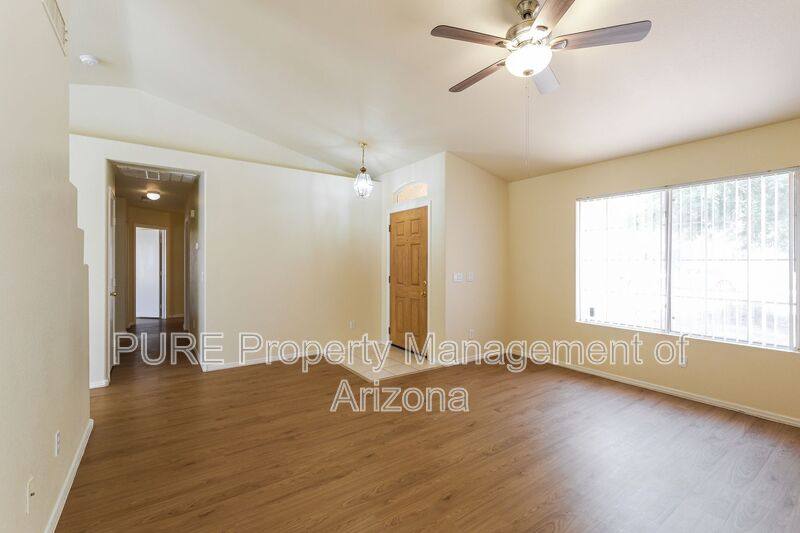 House for rent at 17906 N 92nd Lane, Peoria, AZ 85382