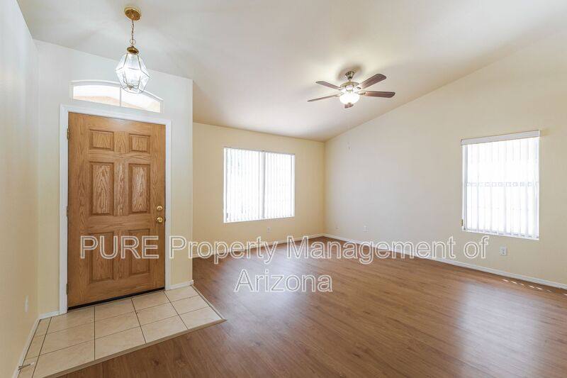 House for rent at 17906 N 92nd Lane, Peoria, AZ 85382