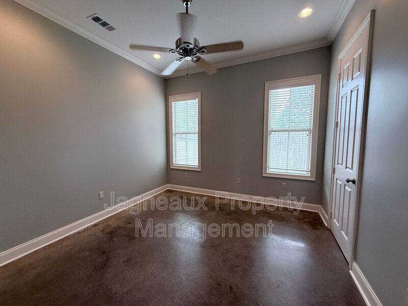 House for rent at 119 Shallowford Dr, Lafayette, LA 70508