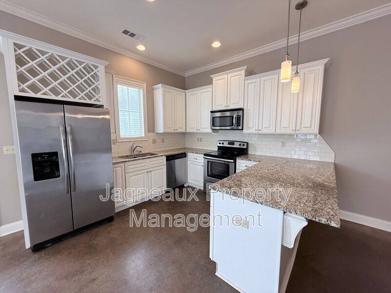 House for rent at 119 Shallowford Dr, Lafayette, LA 70508