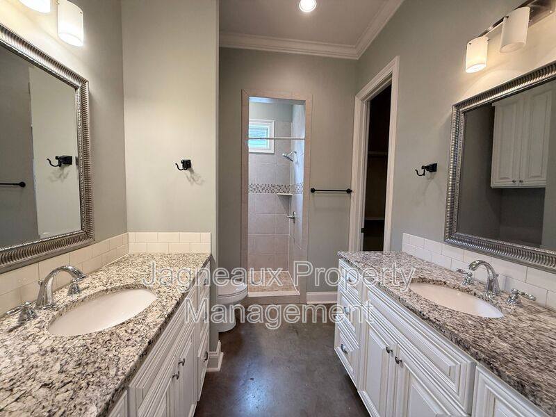 House for rent at 119 Shallowford Dr, Lafayette, LA 70508