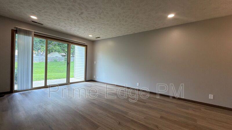 Apartment for rent at 6235 Holdrege-D5, Lincoln, NE 68507
