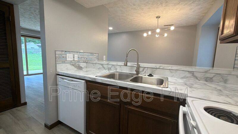 Apartment for rent at 6235 Holdrege-D5, Lincoln, NE 68507