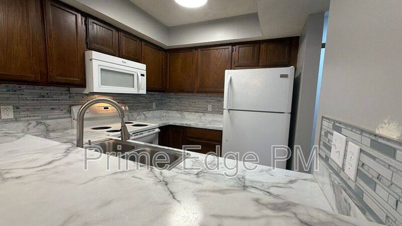 Apartment for rent at 6235 Holdrege-D5, Lincoln, NE 68507