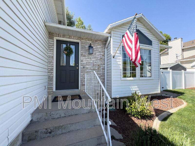 House for rent at 607 E 1250 S, Kaysville, UT 84037
