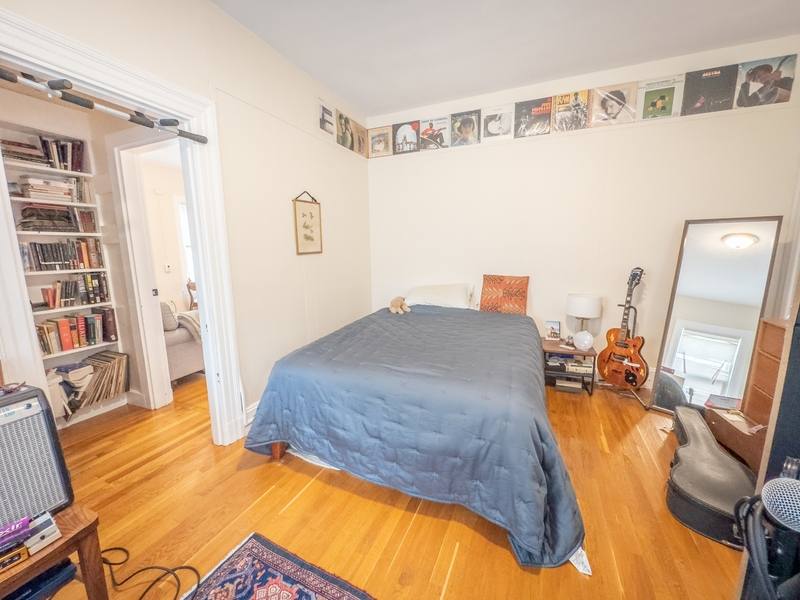 Apartment for rent at 11 Wendell St #4, Cambridge, MA 02138