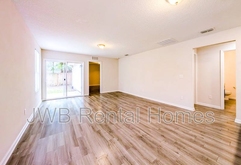 House for rent at 8000 Dandy Ave, Jacksonville, FL 32211