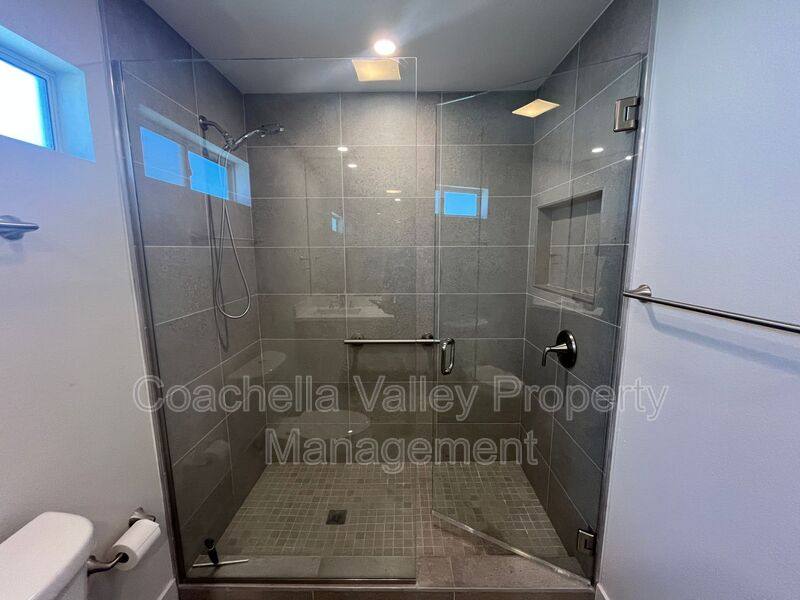 House for rent at 835 Nueva Vista Dr S, Palm Springs, CA 92264