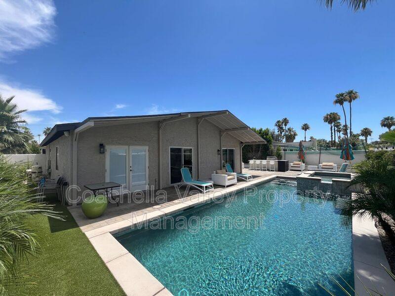 House for rent at 835 Nueva Vista Dr S, Palm Springs, CA 92264