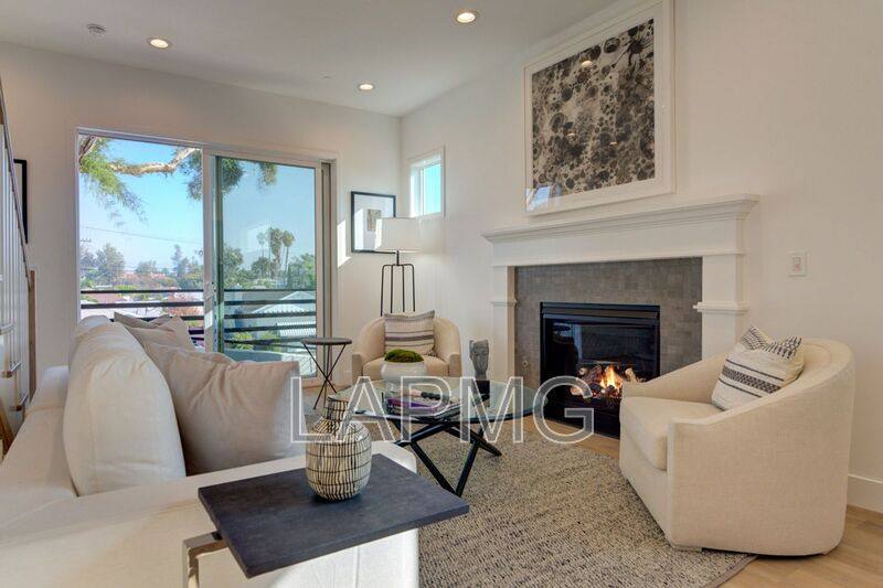 Townhouse for rent at 6018 Comey Ave, Los Angeles, CA 90034
