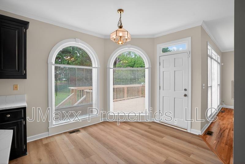 House for rent at 5594 Mountain View Pass, Woodstock, GA 30188