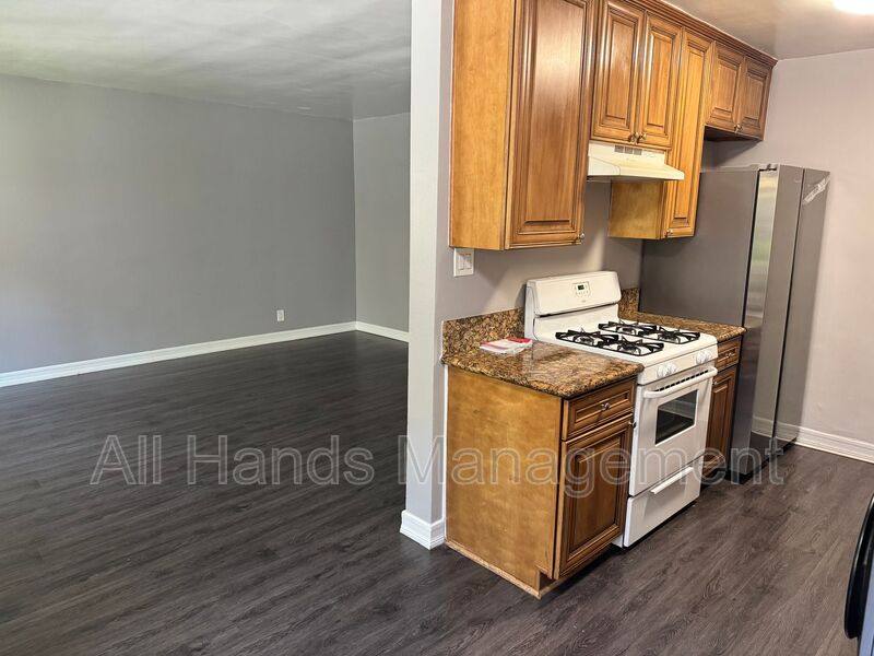 Apartment for rent at 3025 E 5th St #1, Long Beach, CA 90814