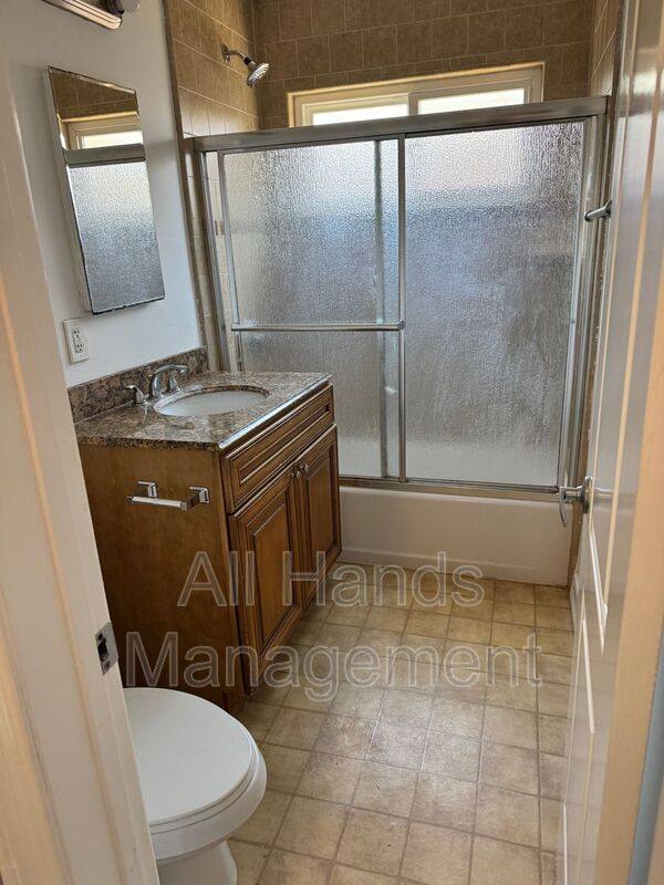 Apartment for rent at 3025 E 5th St #1, Long Beach, CA 90814