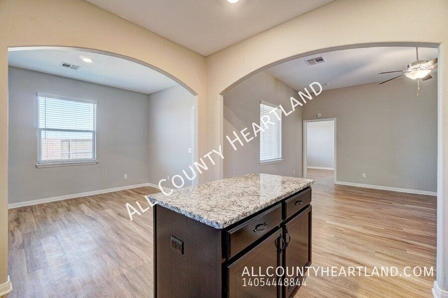 House for rent at 309 E Georgia Terrace, Mustang, OK 73064