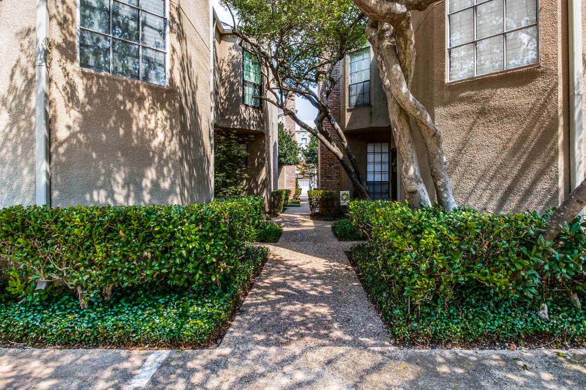 Townhouse for rent at 4116 Cole Ave #308, Dallas, TX 75204