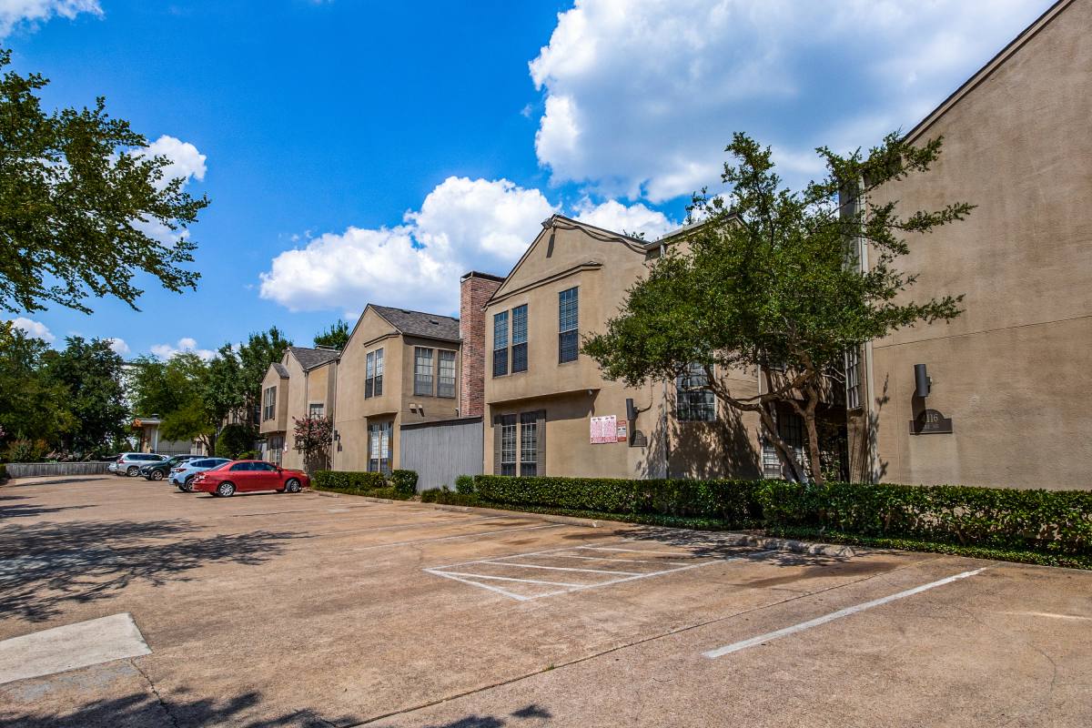 Townhouse for rent at 4116 Cole Ave #308, Dallas, TX 75204