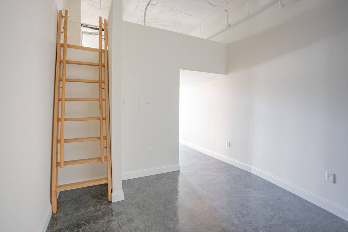Apartment for rent at 4600 Woodward, Detroit, MI 48201
