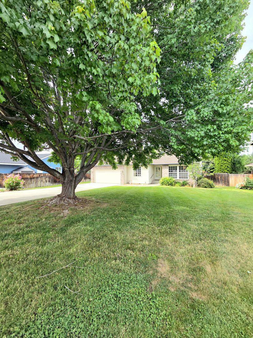 House for rent at 1812 Aspen Place, Wenatchee, WA 98801