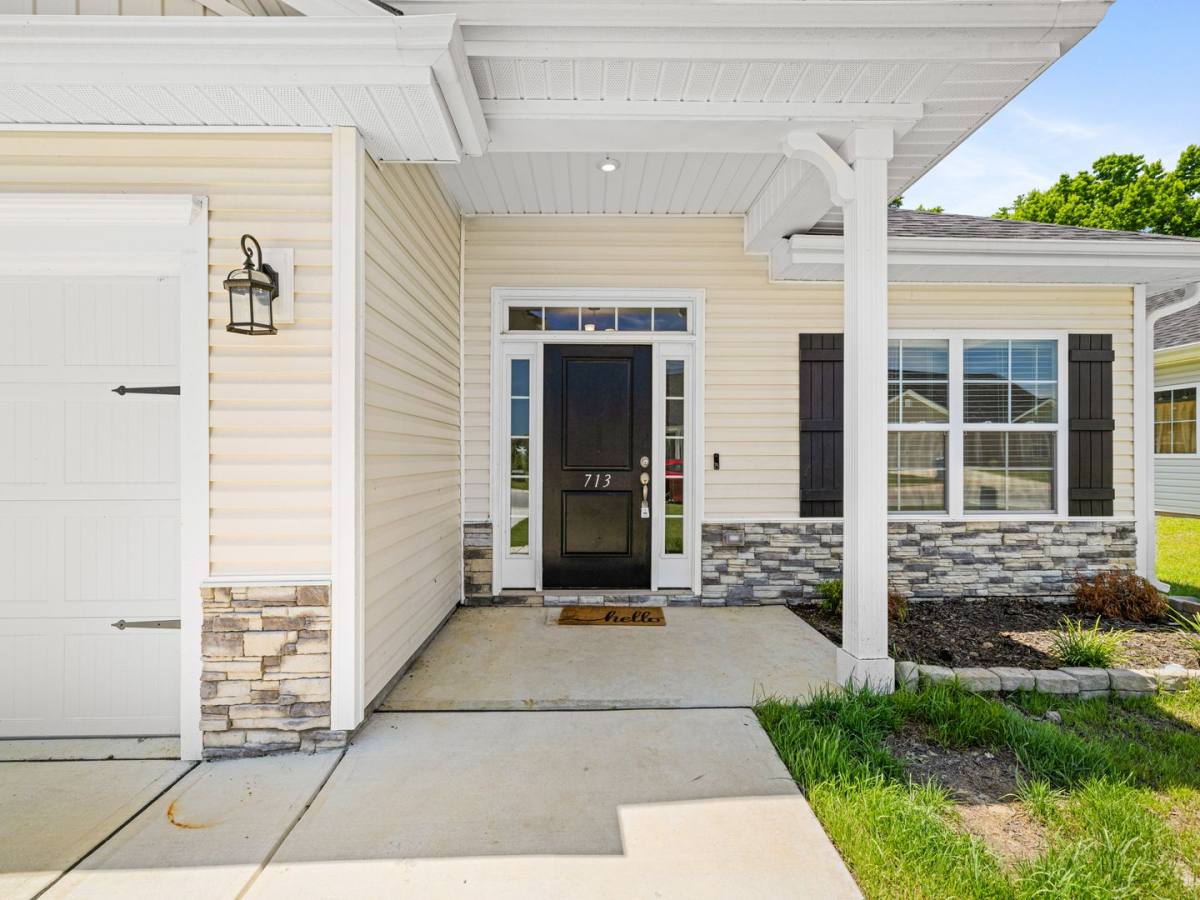 House for rent at 713 Greenwich Place, Richlands, NC 28574