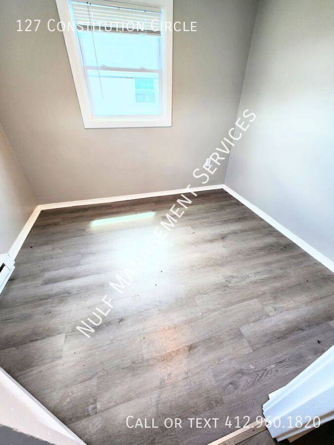 House for rent at 127 Constitution Circle, Clairton, PA 15025