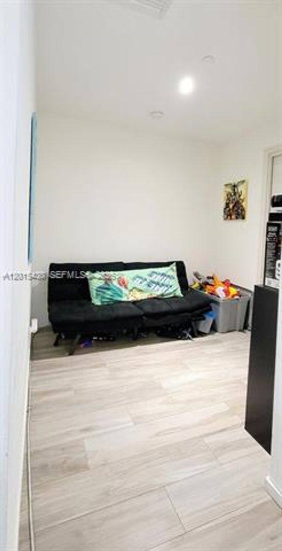 Apartment for rent at 801 S Miami Ave, Miami, FL 33130