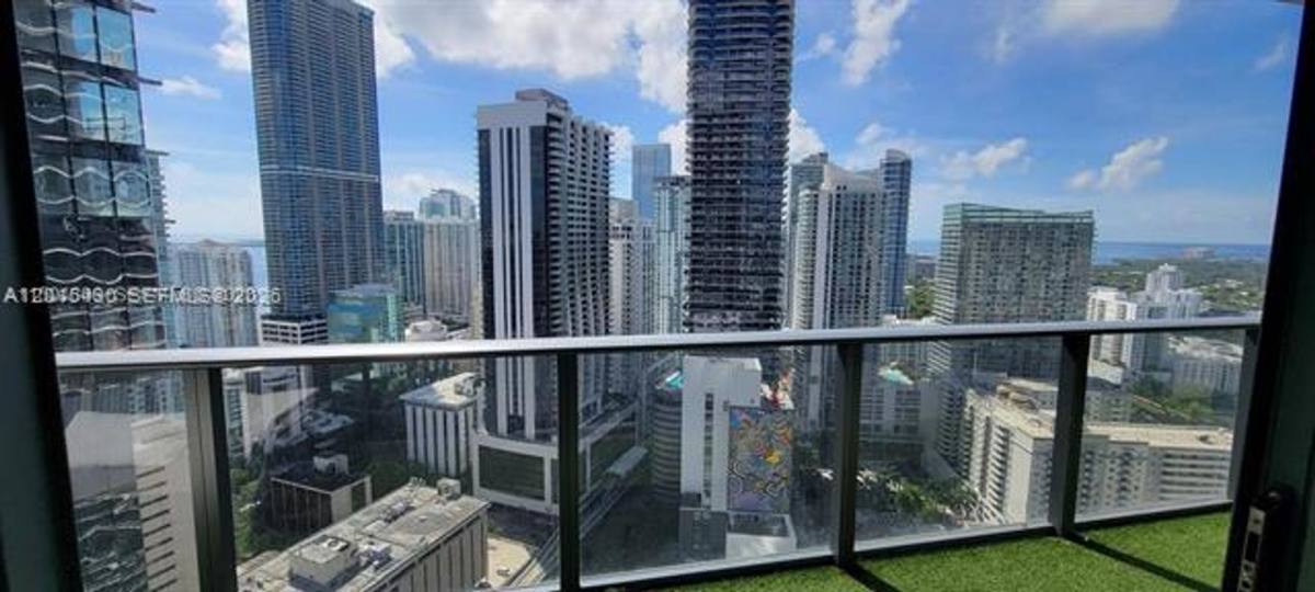 Apartment for rent at 801 S Miami Ave, Miami, FL 33130