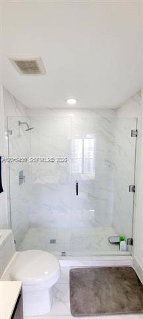 Apartment for rent at 801 S Miami Ave, Miami, FL 33130
