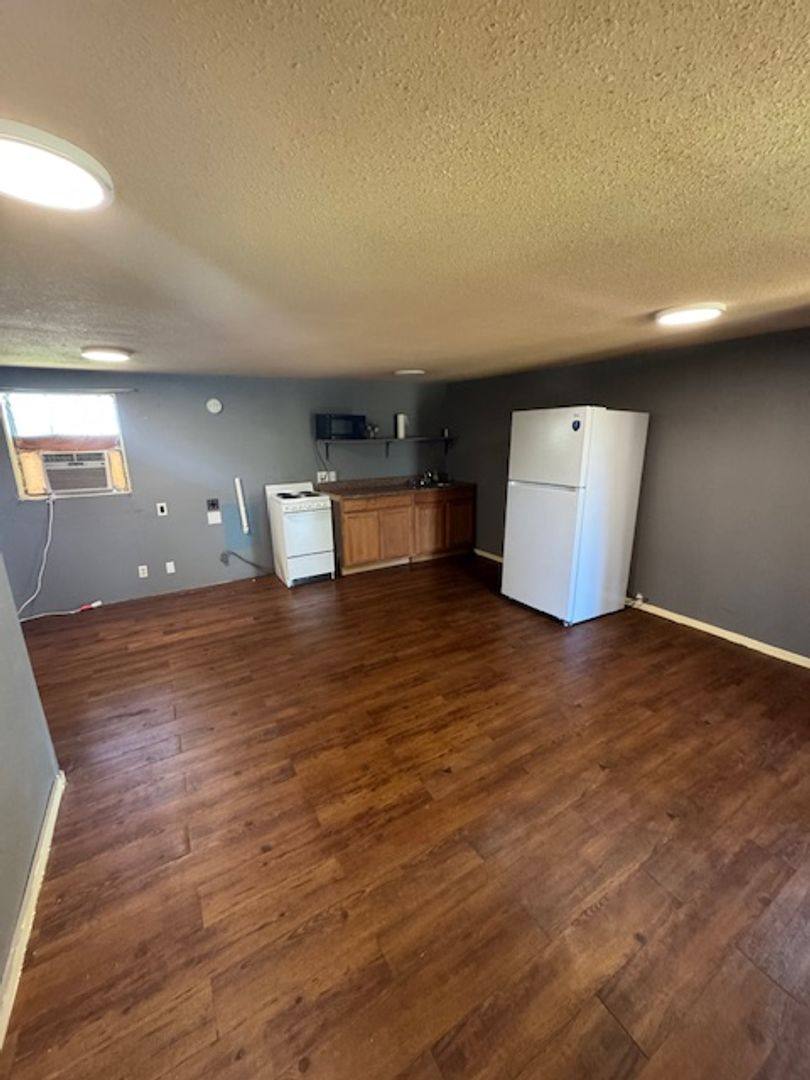 Apartment for rent at 648 FM #A, Merkel, TX 79536