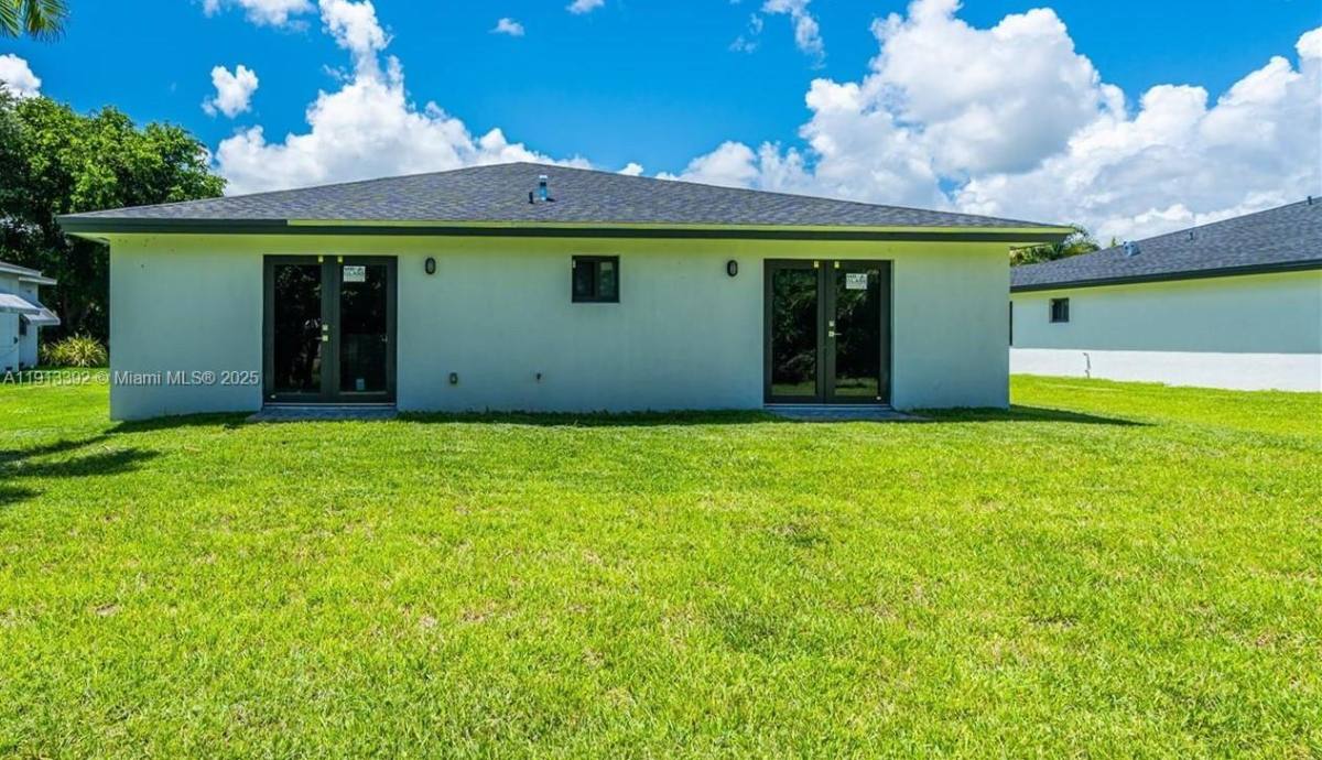 Apartment for rent at 152 NW 18th St #152, Homestead, FL 33030
