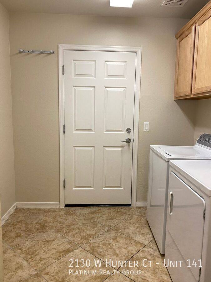 Townhouse for rent at 2130 W Hunter Court #141, Phoenix, AZ 85085