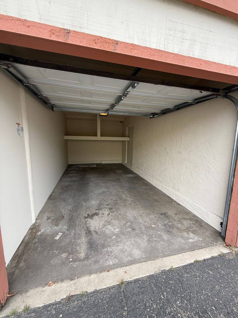 Townhouse for rent at 118 W Boone St, Santa Maria, CA 93458