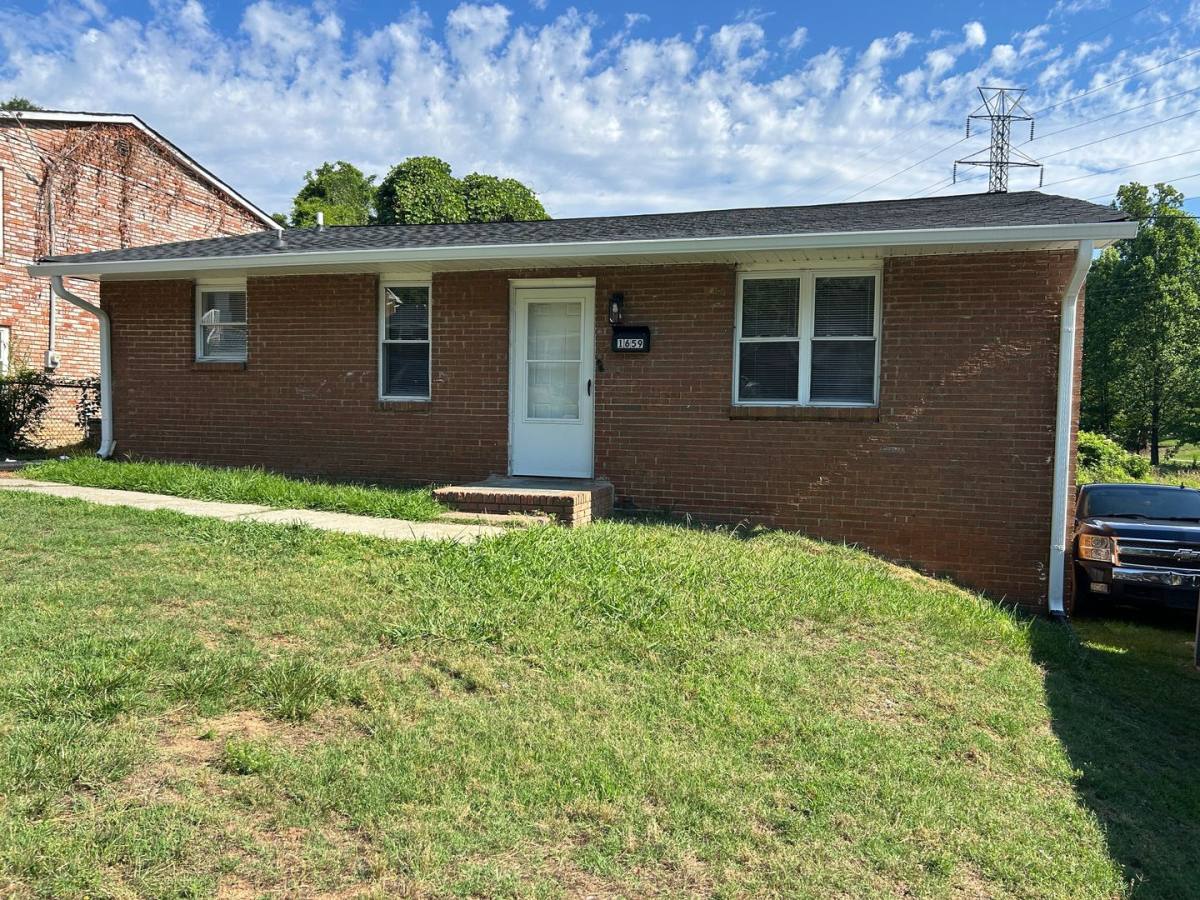 House for rent at 1659 NE 23rd St, Winston Salem, NC 27105