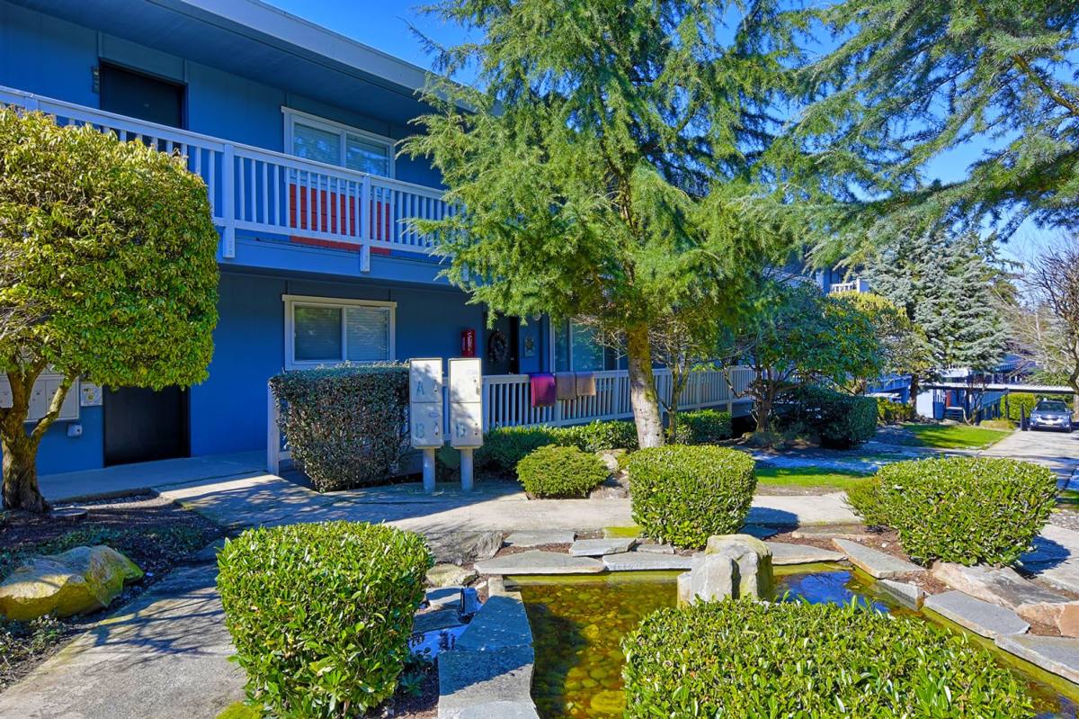 Condo for rent at 747 75th St SE, Everett, WA 98203