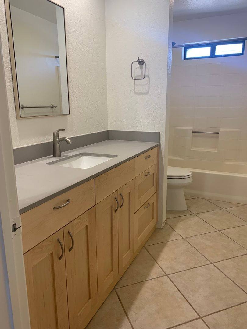 House for rent at 3055 E San Juan Rd, Palm Springs, CA 92262