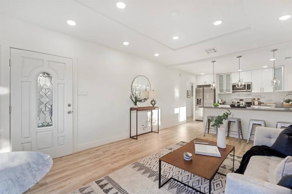 House for rent at 2810 55th Ave, Oakland, CA 94605