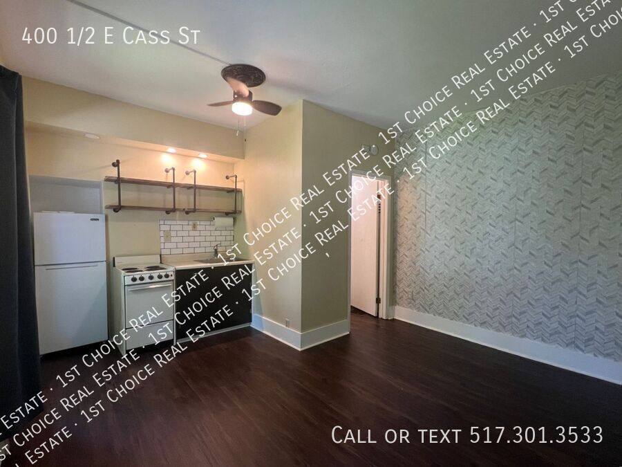 Apartment for rent at 400 1 2 E Cass St, Saint Johns, MI 48879