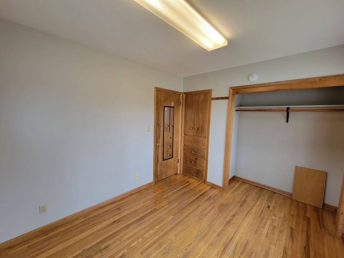 House for rent at 2023 Valley Park Dr, Cedar Falls, IA 50613