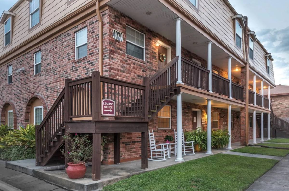 Apartment for rent at 4020 Hessmer Ave, Metairie, LA 70002
