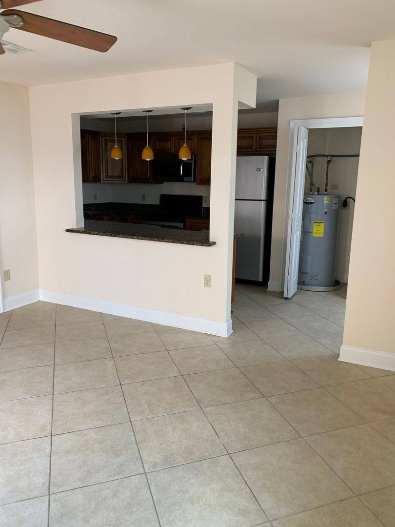 Apartment for rent at 4020 Hessmer Ave, Metairie, LA 70002