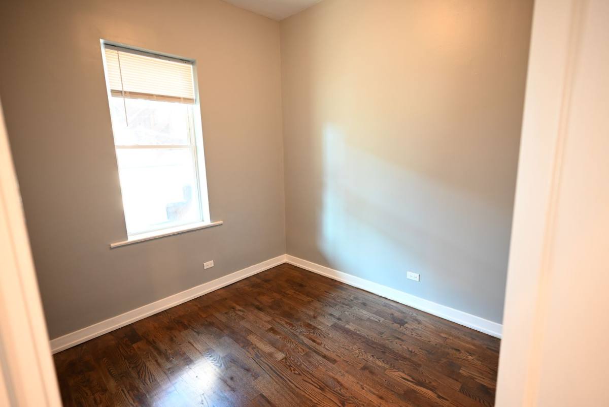 Apartment for rent at 2750 W Cermak Rd, Chicago, IL 60608