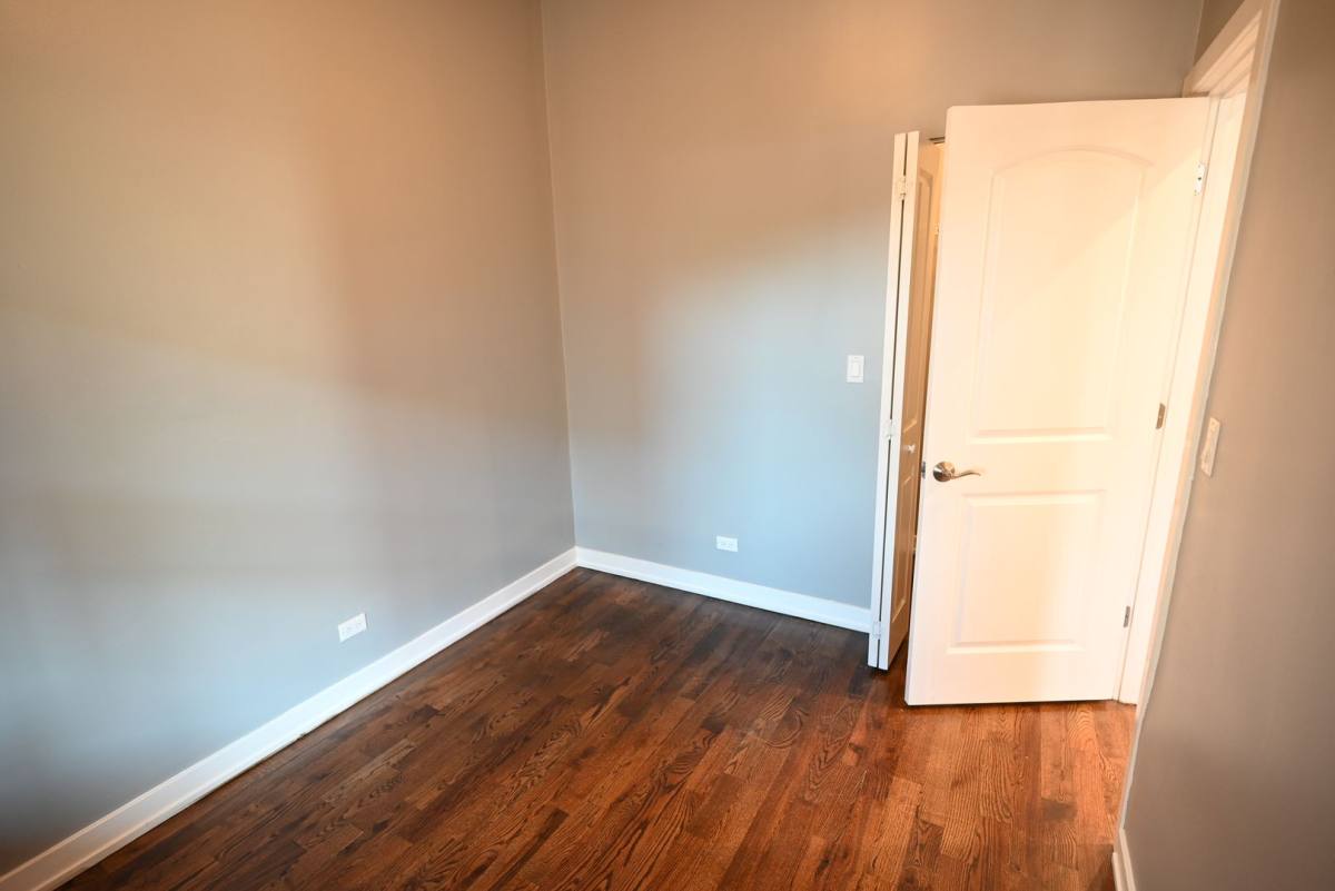 Apartment for rent at 2750 W Cermak Rd, Chicago, IL 60608