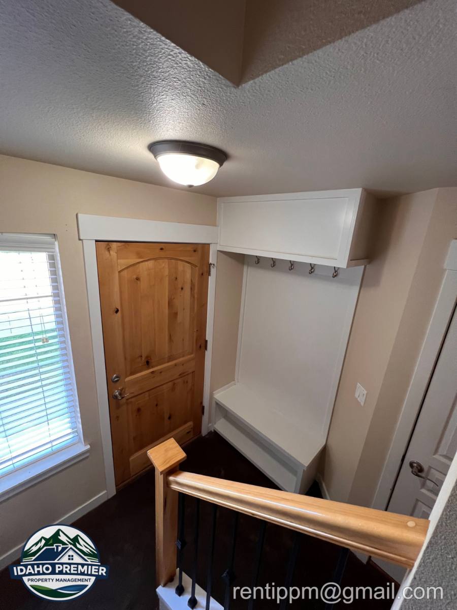 Townhouse for rent at 8834 W Pine Valley Lane #1, Boise, ID 83709