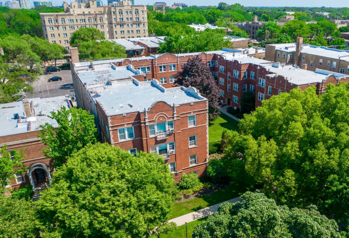 Apartment for rent at 909 Washington St, Evanston, IL 60202