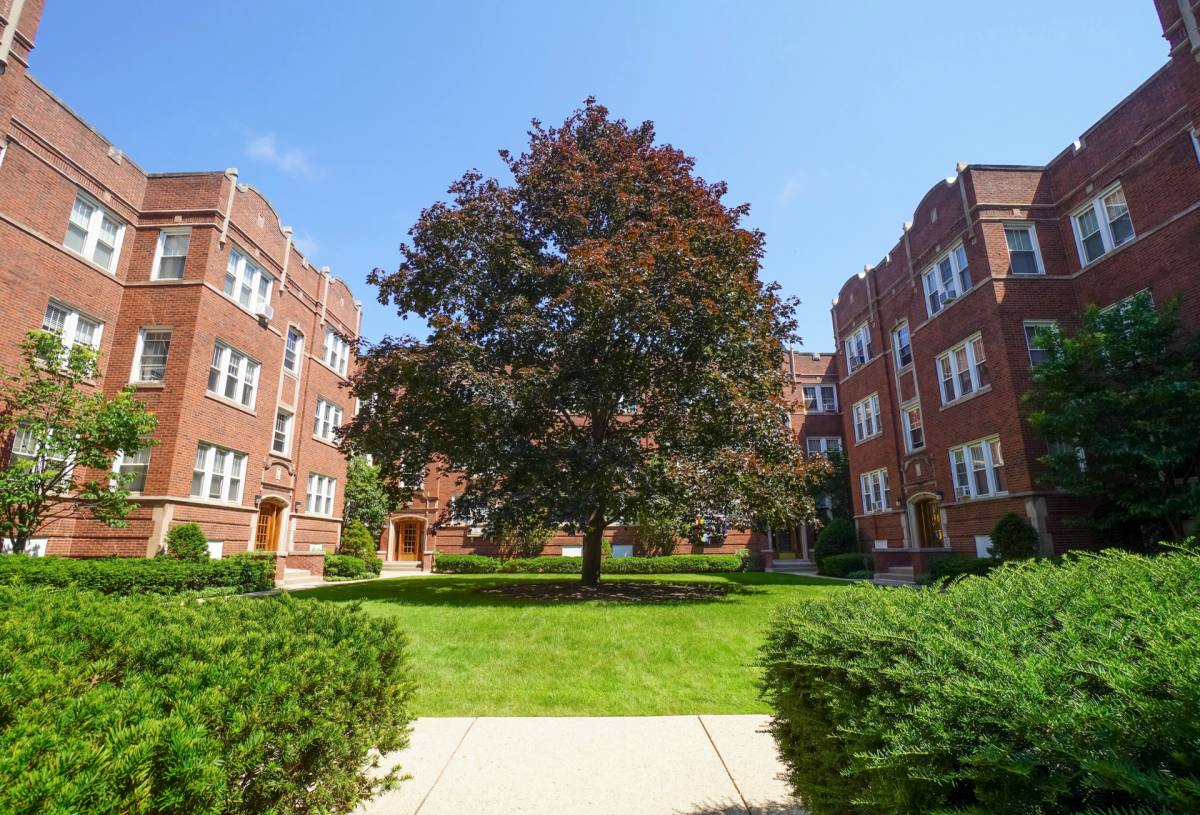 Apartment for rent at 909 Washington St, Evanston, IL 60202
