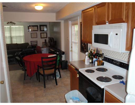 Apartment for rent at 1918 Holleman Dr W, College Station, TX 77840