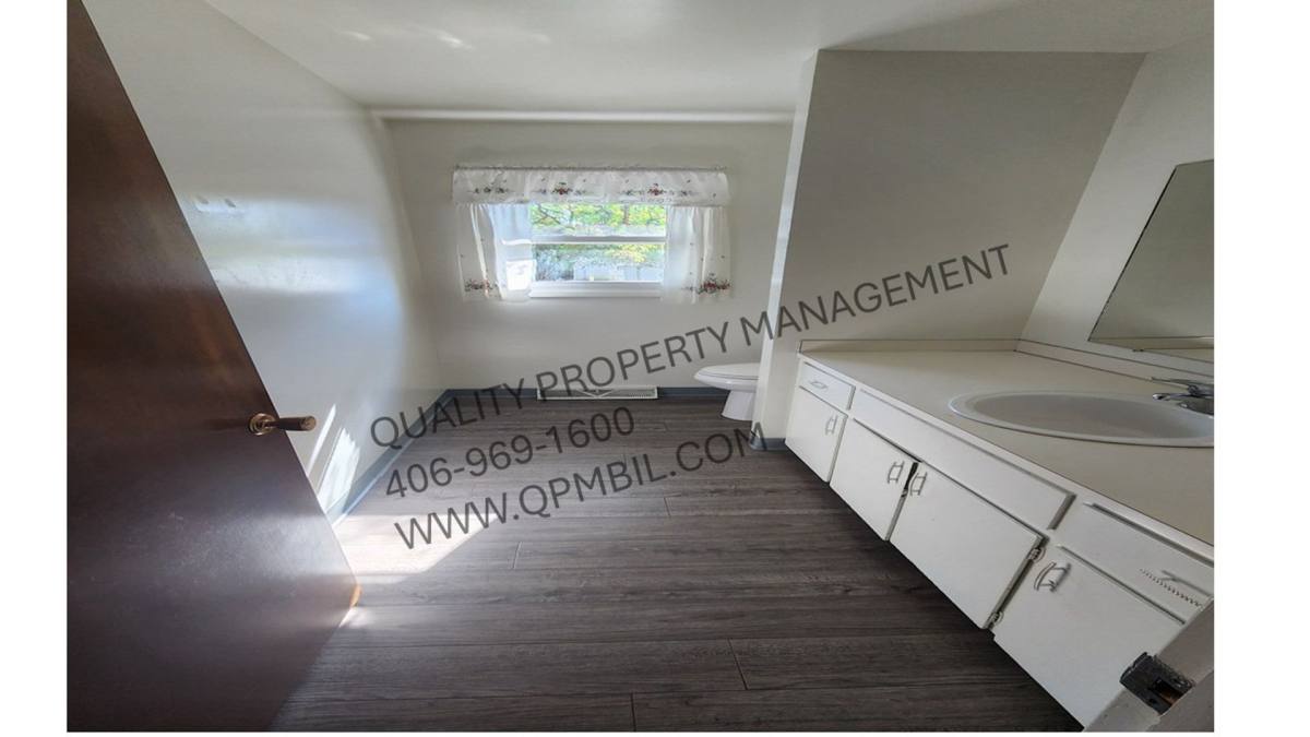 Apartment for rent at 1904 Saint Johns Ave, Billings, MT 59102
