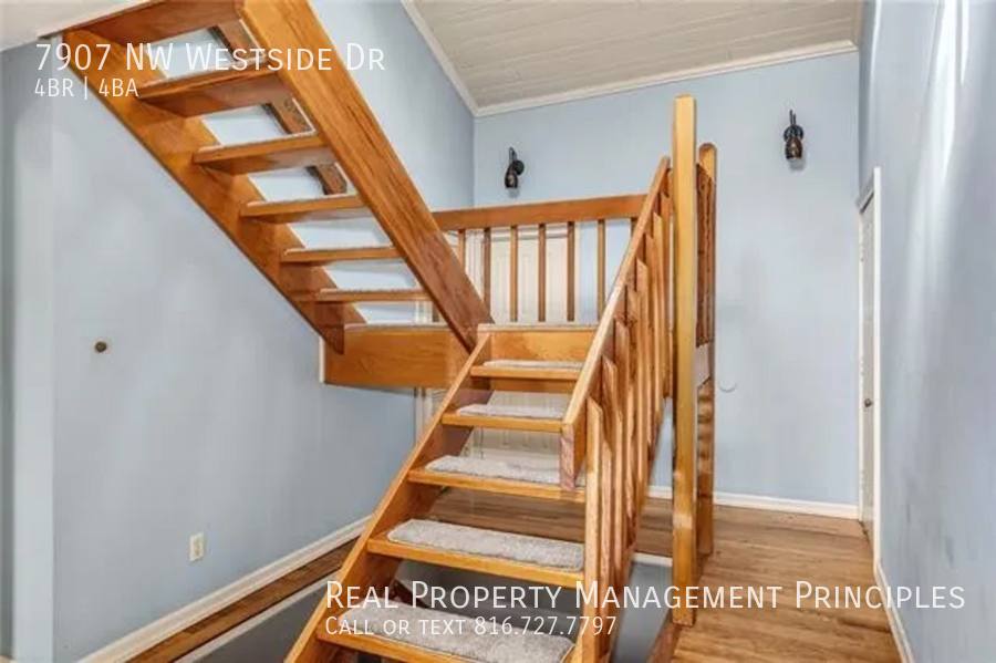 House for rent at 7907 NW Westside Dr, Kansas City, MO 64152